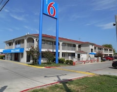 Hotel Motel 6 San Antonio, Tx - Frost Bank Center (San Antonio, Sjedinjene Američke Države)