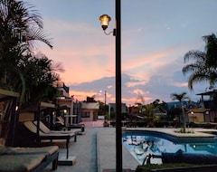 Khách sạn Hotel Bungalows La Era (Ixtapan de la Sal, Mexico)