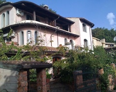 Khách sạn Monti e mare (Alassio, Ý)