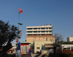 Khách sạn Hotel Carlo (Rimini, Ý)