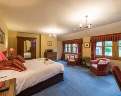 Khách sạn Lake Vyrnwy Hotel & Spa (Llanfyllin, Vương quốc Anh)