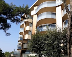 Huoneistohotelli Residence al Bosco (Grado, Italia)