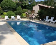 Cijela kuća/apartman Holiday Cottages With Pool Village Tauriers (Tauriers, Francuska)