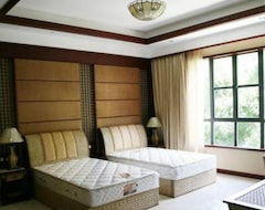 Yanoda Rainforest No.1 Hotel (Sanya, China)