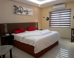 Entire House / Apartment Axion Honors (Owerri, Nigeria)