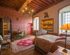 Bed & Breakfast Le Logis d'Equilly (Équilly, Francuska)