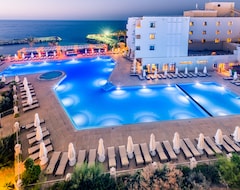 Hotel Vuni Palace (Kyrenia, Cipar)