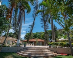 Guesthouse La Villa De Los Navegantes (Primeiro de Maio, Brazil)