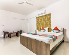Hotel FabExpress Prestige Castle Gachibowli (Hyderabad, India)