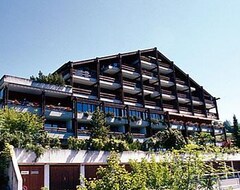 Hotelli Hotel Blümlisalp (Goldiwil, Sveitsi)