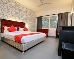 Hotel Capital O 15754 Mookkannoor Tourist Home (Kochi, India)
