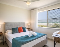 Hotel Golden Riviera Beach Resort (Tugun, Australia)