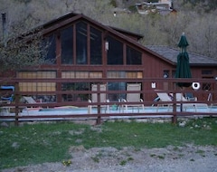 Hotel Wiesbaden Hot Springs Spa & Lodgings (Ouray, USA)
