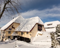 Khách sạn Gasthaus zum Hirschen (Furtwangen, Đức)