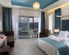 Blue Bay Resort Hotel (Agia Pelagia, Grecia)