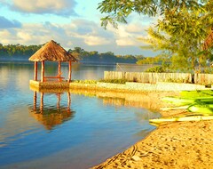 Otel Poppy's On The Lagoon (Port Vila, Vanuatu)