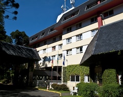 Khách sạn Tri Hotel (Canela, Brazil)