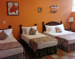 Khách sạn Hotel El Delfin (Livingston, Guatemala)