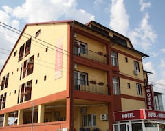 Khách sạn Vulturul (Pitesti, Romania)