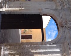 Toàn bộ căn nhà/căn hộ In GrecÌa Salentina, At 15 Minutes From Lecce And The Adriatic Coast, A Courtyard House Seventeenth Century With Large Garden (Martignano, Ý)