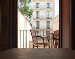 Hotel MH Apartments Liceo (Barcelona, Spain)