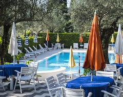 Hotelli Mon Repos (Sirmione, Italia)