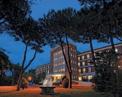 Green Park Hotel Pamphili (Roma, İtalya)