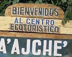 Hotel Centro Ecoturistico Ya'Ajche (Ocosingo, Meksiko)