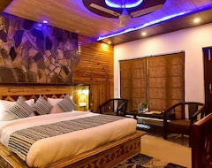 Khách sạn Xomotel Sunita Himalayan Paradise (Kausani, Ấn Độ)