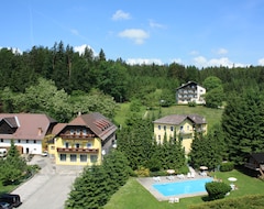 Hotel Fischgasthof Jerolitsch (Krumpendorf, Avstrija)