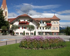 Hotel Messnerwirt (Bruneck, Italy)