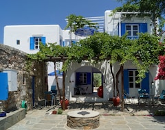 Hotel Lodge Narlis (Platis Gialos, Greece)