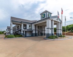Hotel Quality Inn & Suites Canton (Canton, USA)