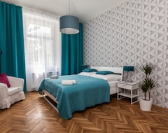 Khách sạn Comfortable Prague Apartments (Praha, Cộng hòa Séc)