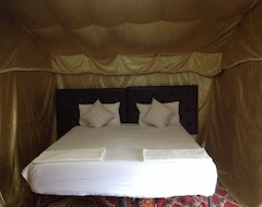 Camping Pueblo Touareg - Private Tents (Merzouga, Marruecos)