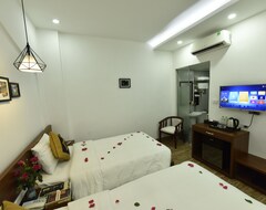 Hotel Ibiz (Hanoi, Vietnam)