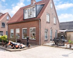 Cijela kuća/apartman Cozy Holiday Home In Elim With A Furnished Garden (Hoogeveen, Nizozemska)