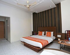 OYO 7693 Saish Hotel (Shirdi, Indija)