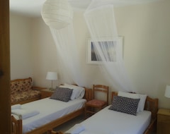 Hotel Pine Tree (Lefkos, Greece)