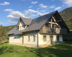 Hele huset/lejligheden Detached Family Friendly Chalet With Wonderful Mountain Views! (Bohinjska Bistrica, Slovenien)