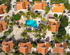 Khách sạn Hamlet Oasis Resort (Kralendijk, BES Islands)