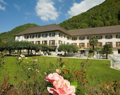 Hotel Les Grillons (Talloires, France)