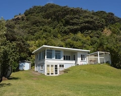 Toàn bộ căn nhà/căn hộ Andquot;the Dunesandquot; On Prime South Piha Beach (Piha, New Zealand)
