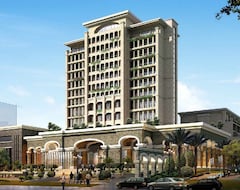 Hotel Royal Oriental Garden Hot (Nanchong, China)