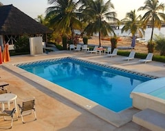 Hotelli Hotel Katakalousse (Cap Skirring, Senegal)