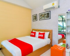 Hotel OYO 390 Nana River Kaeng Krachan (Hua Hin, Tailandia)