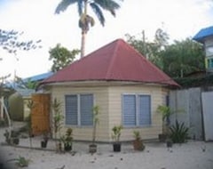 Khách sạn Jamaica Tamboo (Negril, Jamaica)