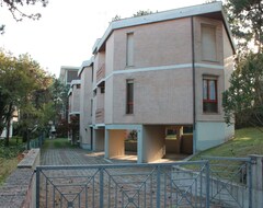 Otel Residence Tulipano (Lignano Pineta, İtalya)
