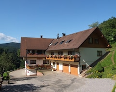 Majatalo Paradies Im Schwarzwald (Bad Peterstal-Griesbach, Saksa)
