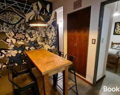 Entire House / Apartment Depto Moderno Y Confortable En Pleno Centro (Pergamino, Argentina)